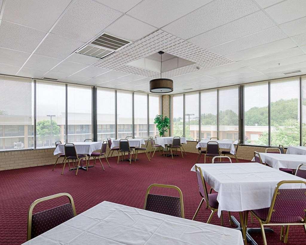 Quality Inn Льюісберґ Зручності фото
